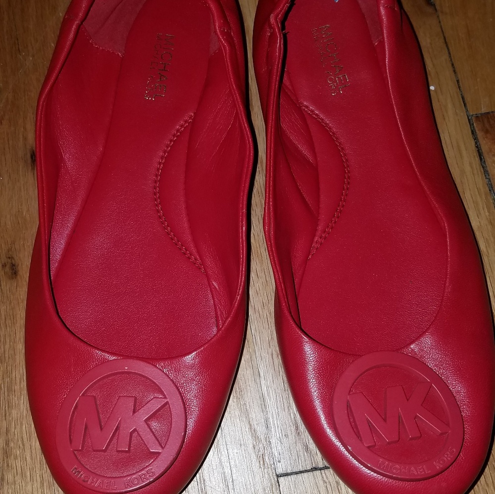 Micheal kors shoes size 6.5